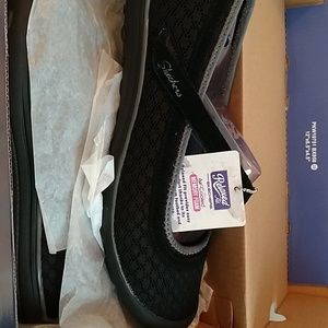 Sketchers Mary Jane's